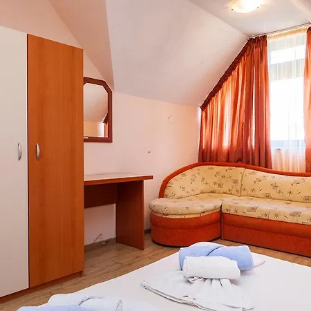 Къща за гости Bay