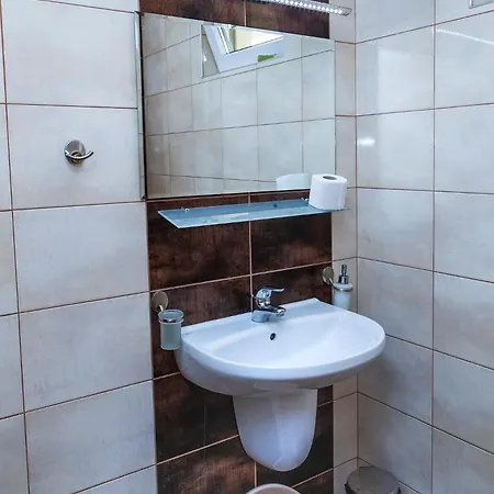 Къща за гости Bay 4*